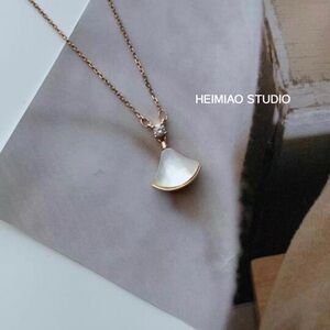 NEW🇰🇷 Rose Gold Minimalist Necklace